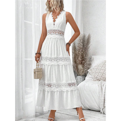 Robe Élégance Dentelle avec col en v