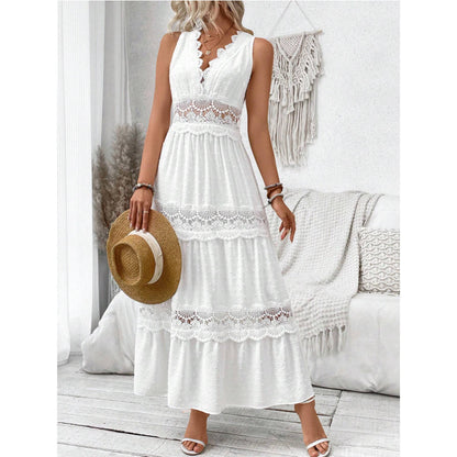 Robe Élégance Dentelle avec col en v