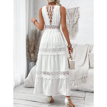 Robe Élégance Dentelle avec col en v