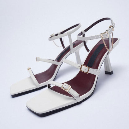 Chaussures pour femmes – Élégance d’été à bout carré